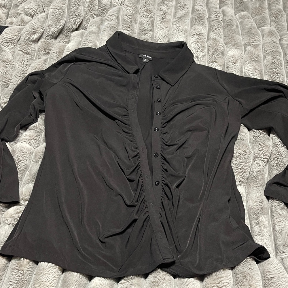Torrid Black Ruched Button-Down Shirt